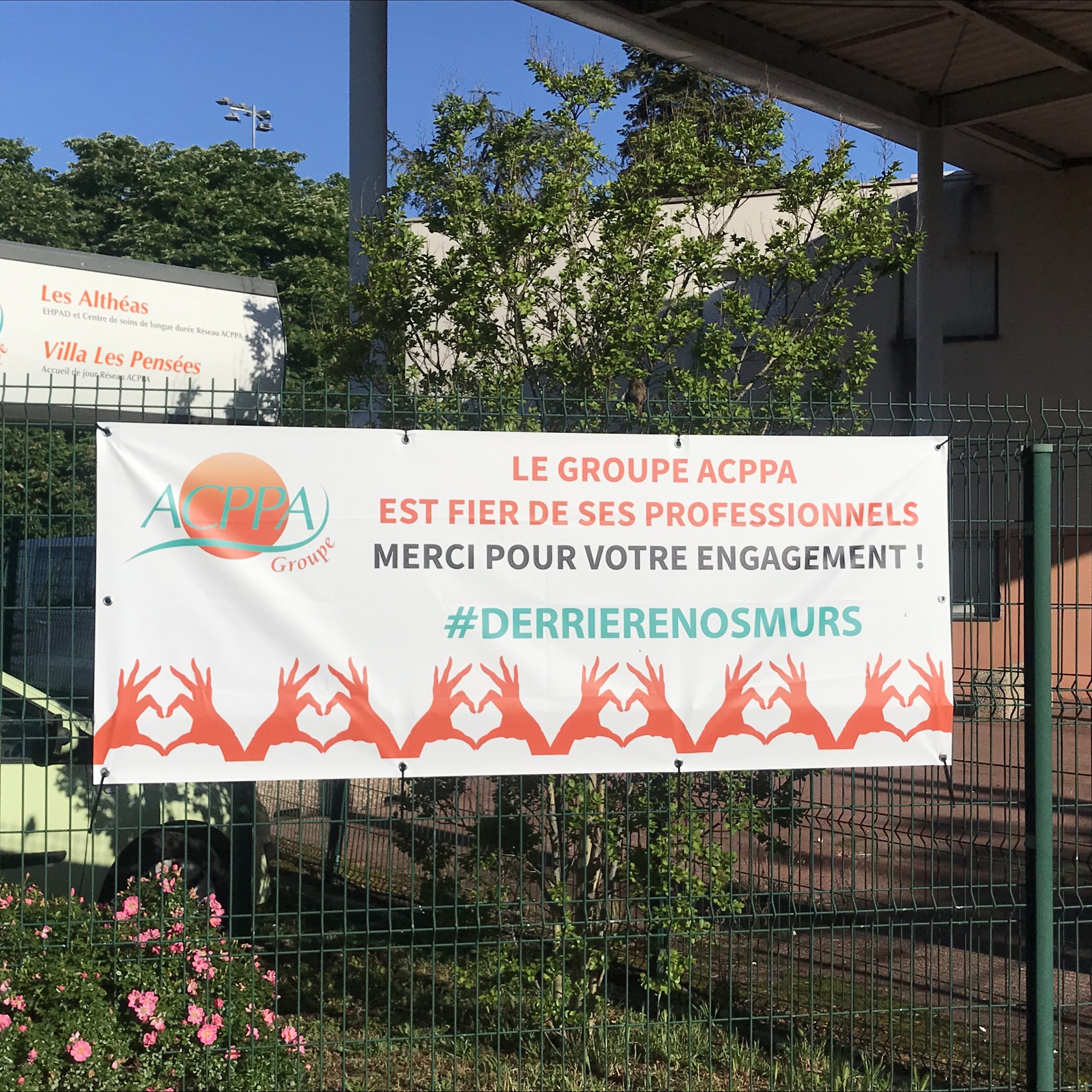 Affichons notre soutien aux établissements