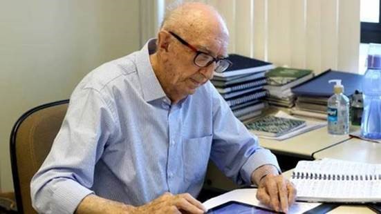 Walter Orthmann, 100 ans et 84 ans dans la même entreprise